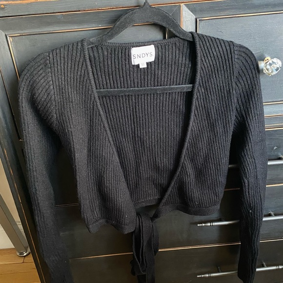 Selling SNDY’s XS Prima knit top from Revolve. In perfect condition - Picture 2 of 4
